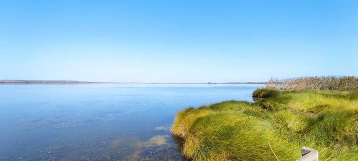 Bed and Breakfast Su Marineri Кабрас Экстерьер фото